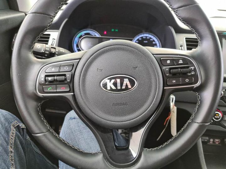 Photo 8 VIN: KNACC81CGK5266069 - KIA NIRO 