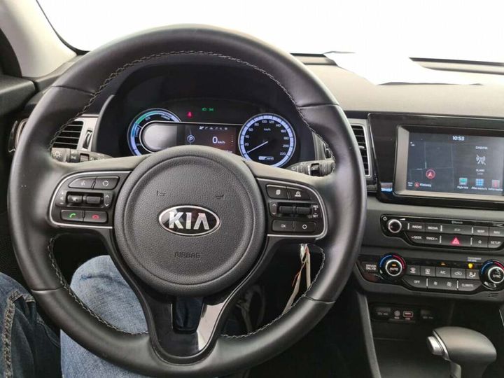 Photo 9 VIN: KNACC81CGK5266069 - KIA NIRO 