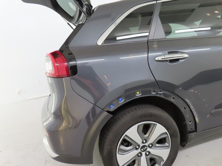 Photo 17 VIN: KNACC81CGK5270548 - KIA NIRO 