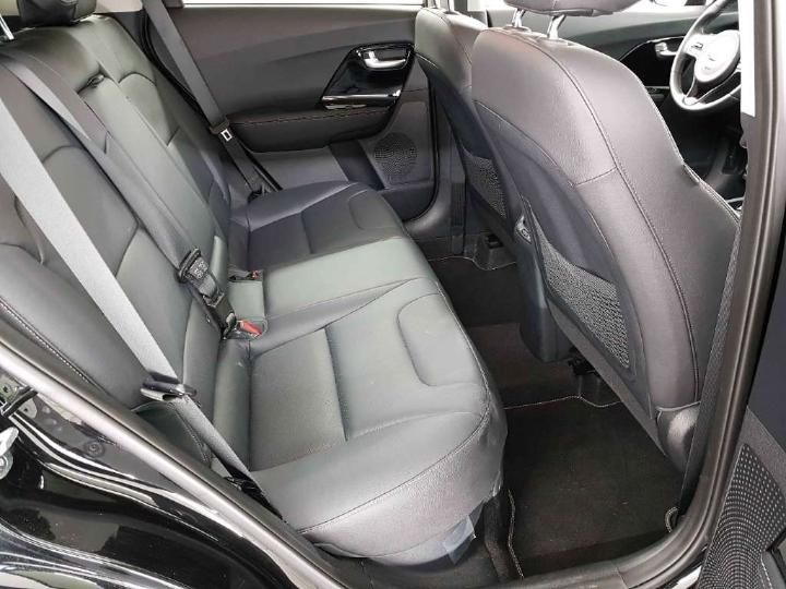 Photo 6 VIN: KNACC81CGK5272295 - KIA NIRO 