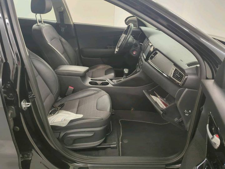 Photo 8 VIN: KNACC81CGK5280071 - KIA NIRO 