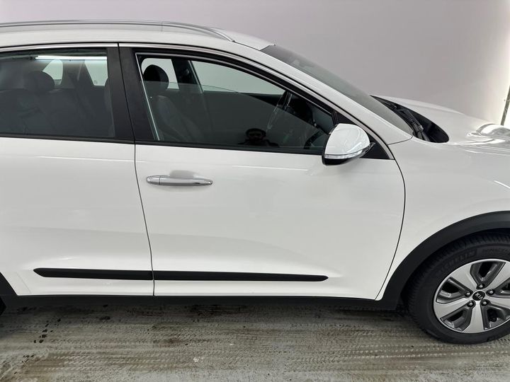 Photo 12 VIN: KNACC81CGK5280756 - KIA NIRO 