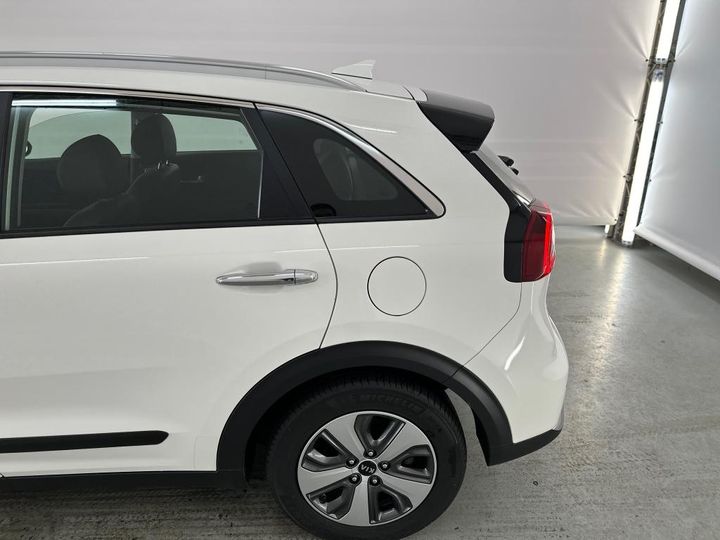 Photo 22 VIN: KNACC81CGK5280756 - KIA NIRO 