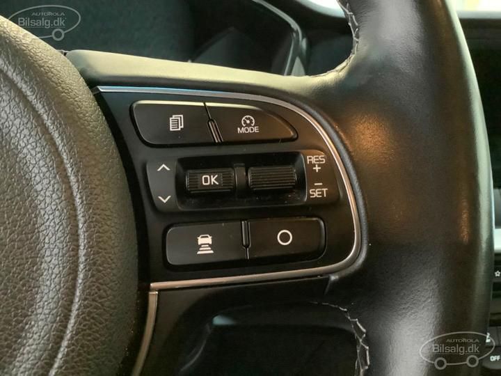 Photo 12 VIN: KNACC81CGL5311054 - KIA NIRO SUV 