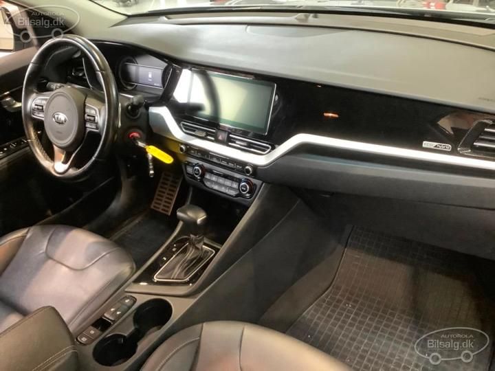 Photo 16 VIN: KNACC81CGL5311354 - KIA NIRO SUV 