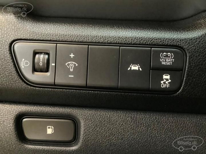 Photo 8 VIN: KNACC81CGL5311354 - KIA NIRO SUV 