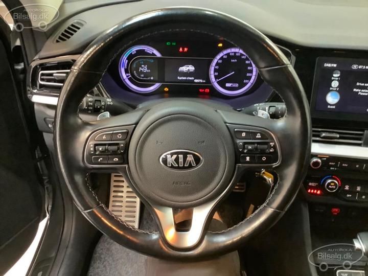 Photo 11 VIN: KNACC81CGL5311355 - KIA NIRO SUV 