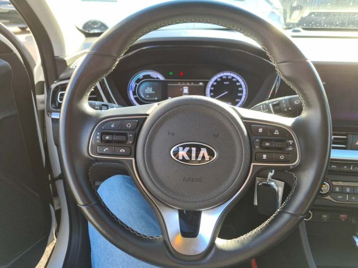 Photo 10 VIN: KNACC81CGL5320021 - KIA NIRO 