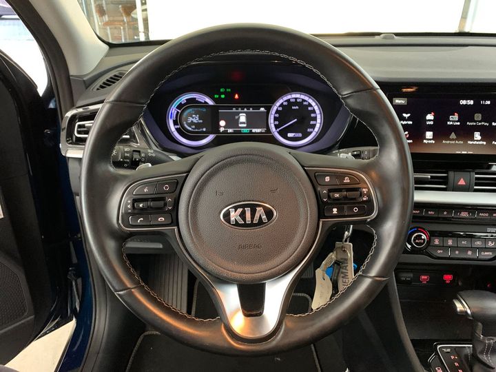 Photo 10 VIN: KNACC81CGL5363223 - KIA NIRO 