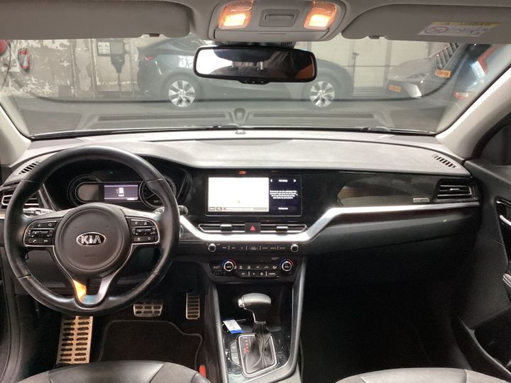 Photo 6 VIN: KNACC81CGL5366900 - KIA NIRO 