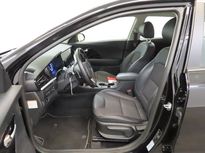 Photo 5 VIN: KNACC81CGL5378086 - KIA NIRO 