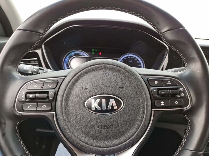 Photo 10 VIN: KNACC81CGL5400789 - KIA NIRO 