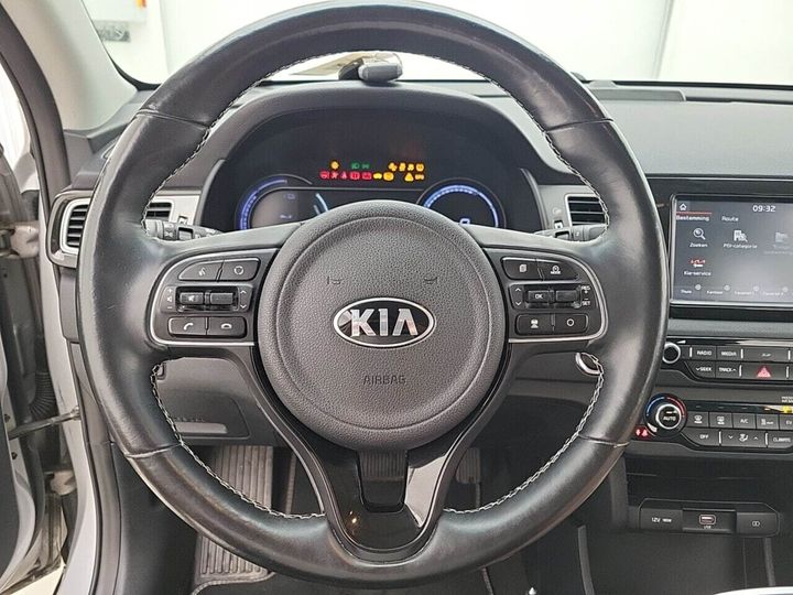 Photo 15 VIN: KNACC81GFK5005513 - KIA NIRO 