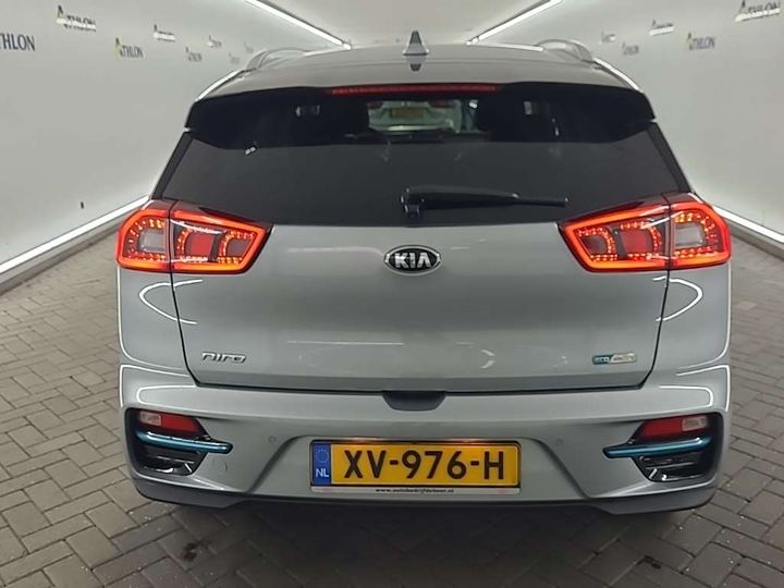 Photo 13 VIN: KNACC81GFK5006779 - KIA NIRO 