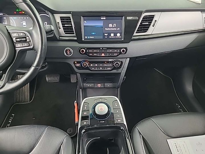 Photo 9 VIN: KNACC81GFK5006923 - KIA NIRO 