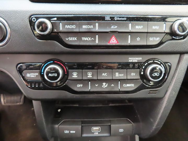 Photo 13 VIN: KNACC81GFK5008474 - KIA NIRO 