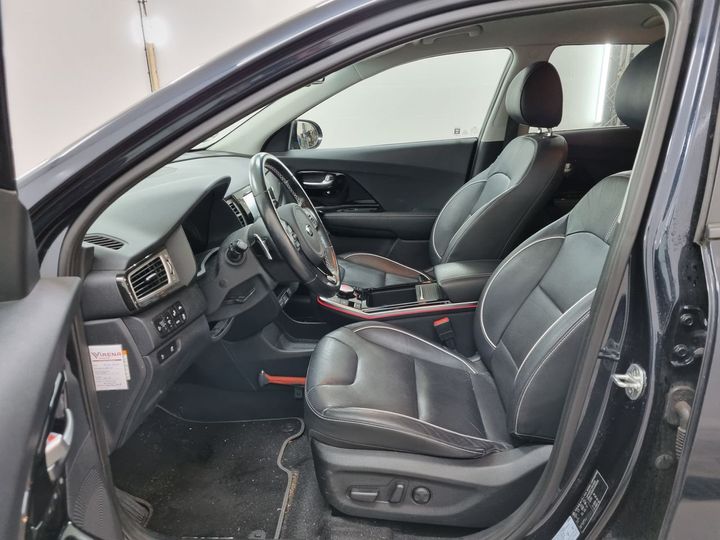 Photo 4 VIN: KNACC81GFK5008516 - KIA E-NIRO 