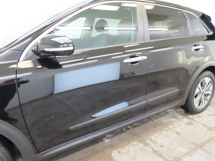 Photo 17 VIN: KNACC81GFK5008758 - KIA E-NIRO 