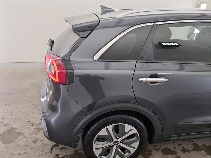 Photo 18 VIN: KNACC81GFK5009509 - KIA NIRO 