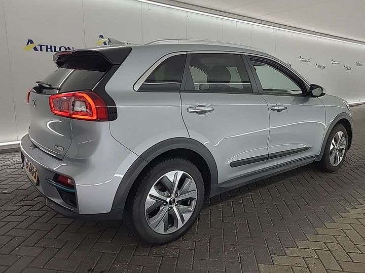 Photo 2 VIN: KNACC81GFK5011000 - KIA NIRO 