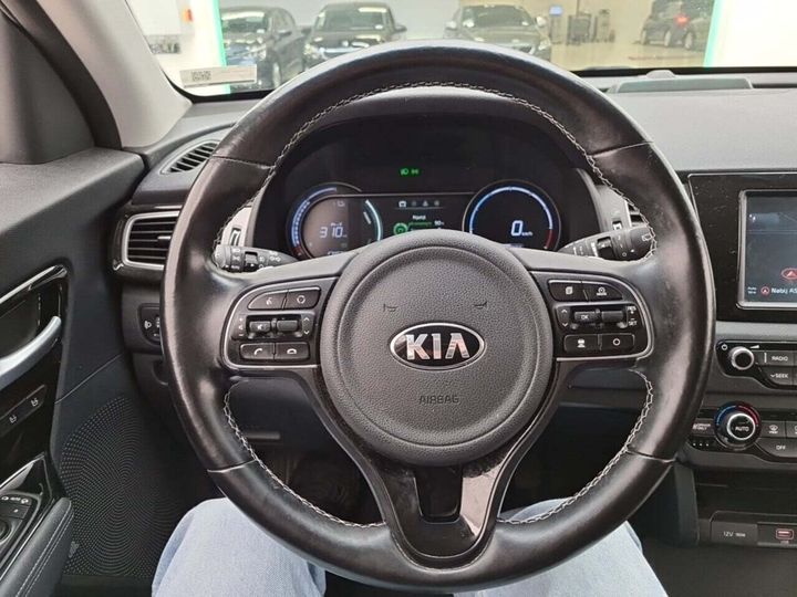 Photo 12 VIN: KNACC81GFK5011702 - KIA E-NIRO 