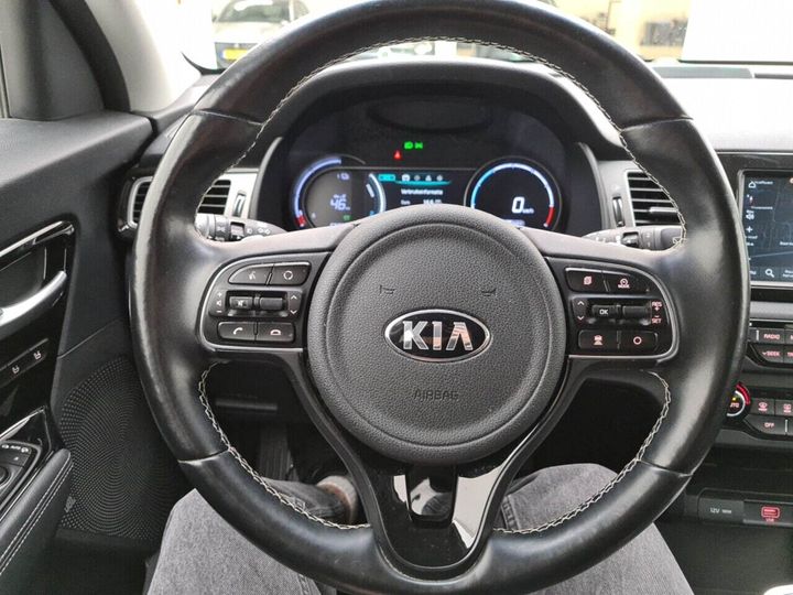 Photo 10 VIN: KNACC81GFK5012741 - KIA NIRO 