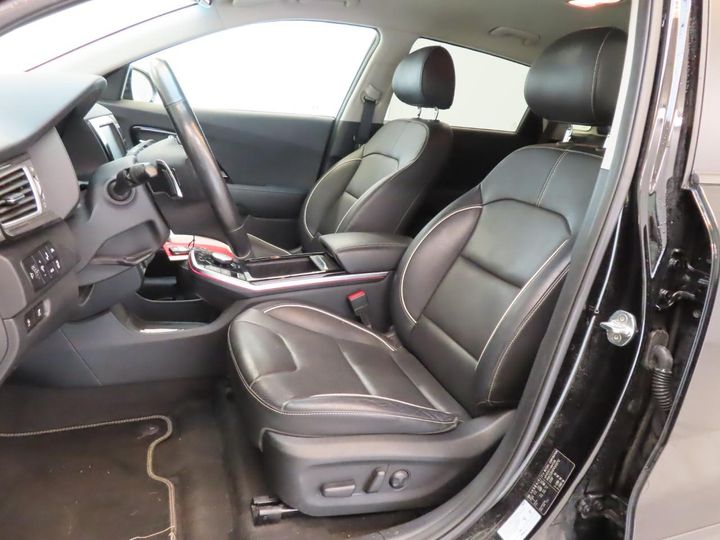 Photo 4 VIN: KNACC81GFK5013712 - KIA NIRO 