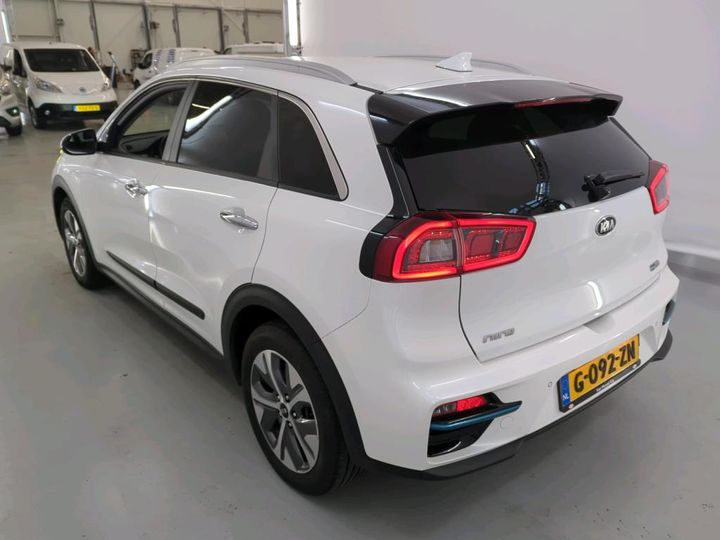 Photo 10 VIN: KNACC81GFK5024587 - KIA E-NIRO 