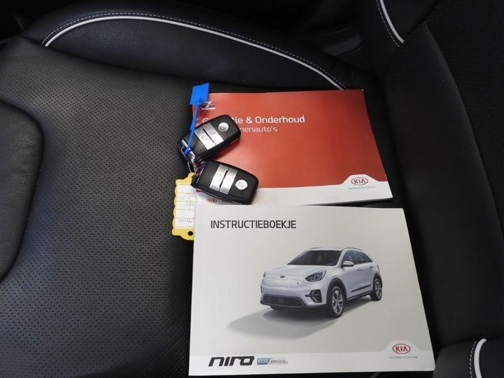 Photo 10 VIN: KNACC81GFK5025347 - KIA NIRO 