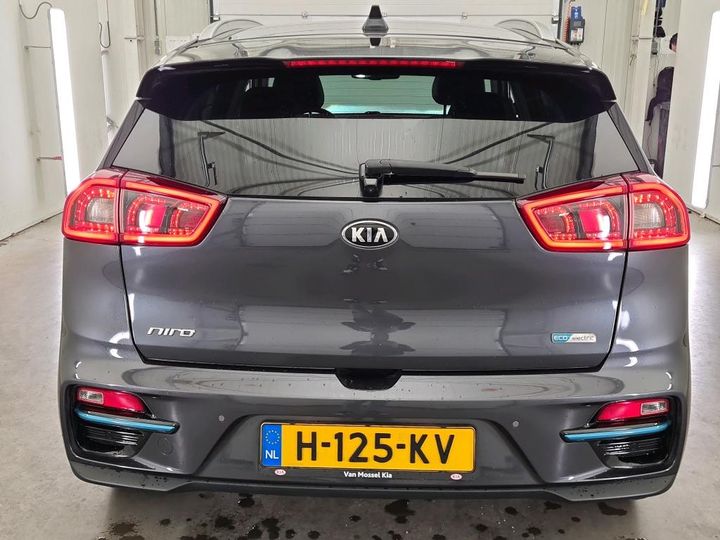 Photo 9 VIN: KNACC81GFK5026088 - KIA E-NIRO 