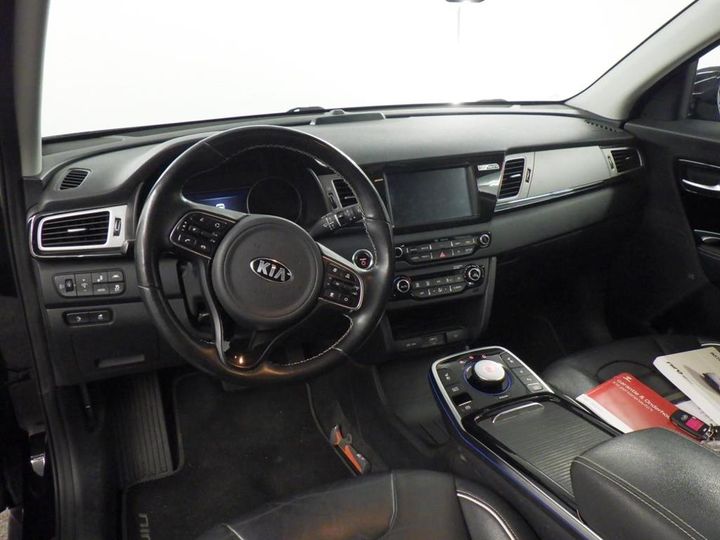 Photo 2 VIN: KNACC81GFK5027267 - KIA NIRO 