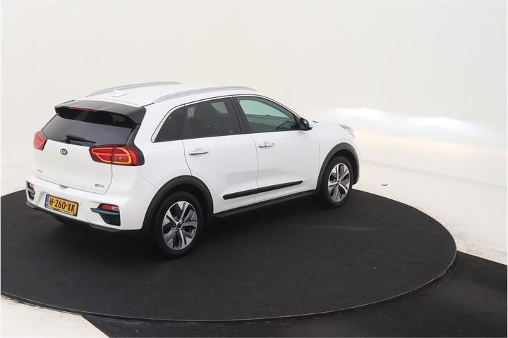 Photo 2 VIN: KNACC81GFL5035784 - KIA NIRO 