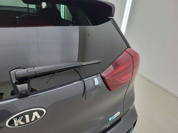 Photo 10 VIN: KNACC81GFL5041471 - KIA NIRO 