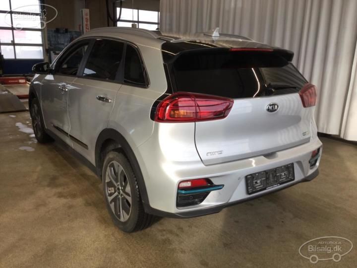 Photo 17 VIN: KNACC81GFM5063600 - KIA NIRO SUV 