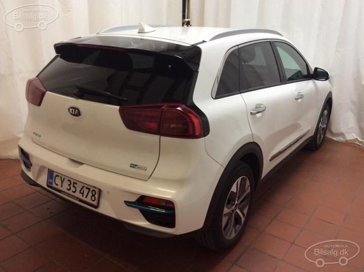 Photo 7 VIN: KNACC81GFM5064576 - KIA NIRO SUV 