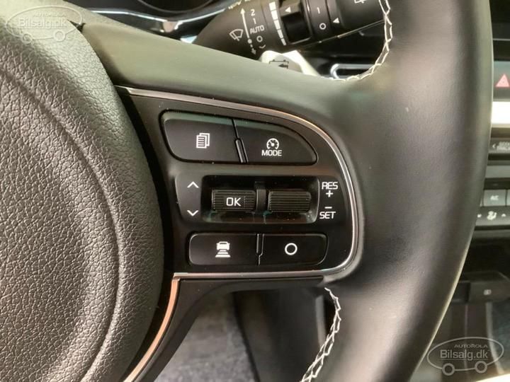 Photo 8 VIN: KNACC81GFM5064671 - KIA NIRO SUV 