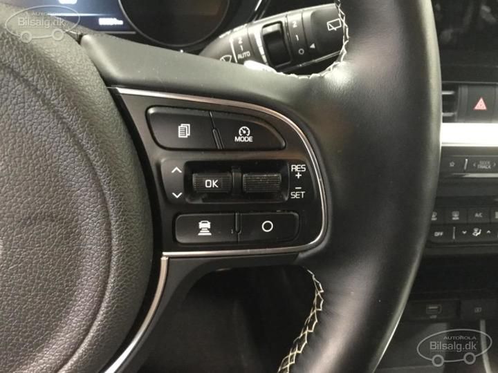 Photo 6 VIN: KNACC81GFM5064769 - KIA NIRO SUV 