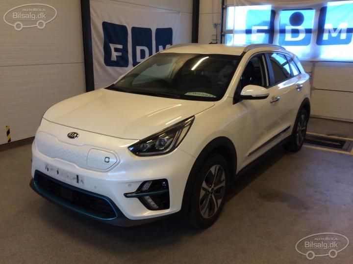 Photo 1 VIN: KNACC81GFM5066242 - KIA NIRO SUV 