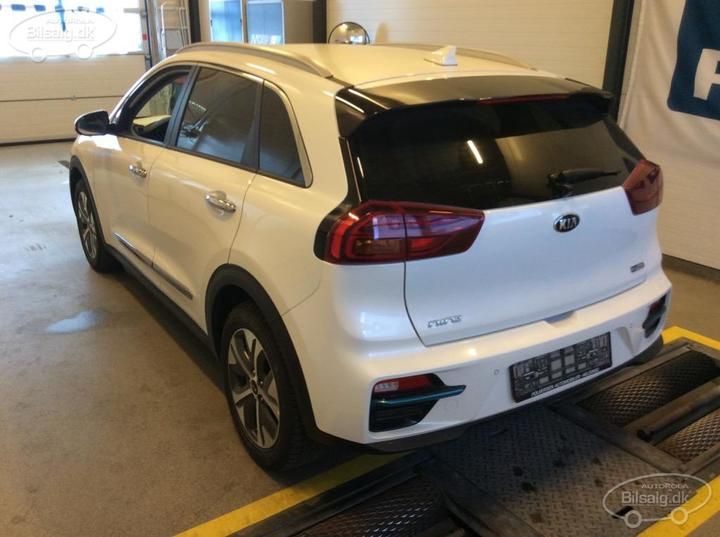 Photo 21 VIN: KNACC81GFM5066242 - KIA NIRO SUV 