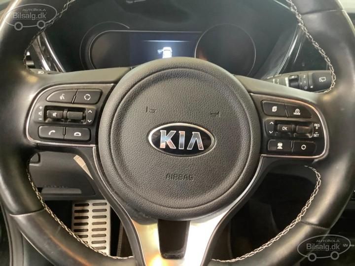 Photo 8 VIN: KNACC81GFM5066349 - KIA NIRO SUV 