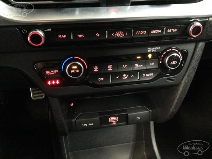 Photo 7 VIN: KNACC81GFM5066385 - KIA NIRO SUV 