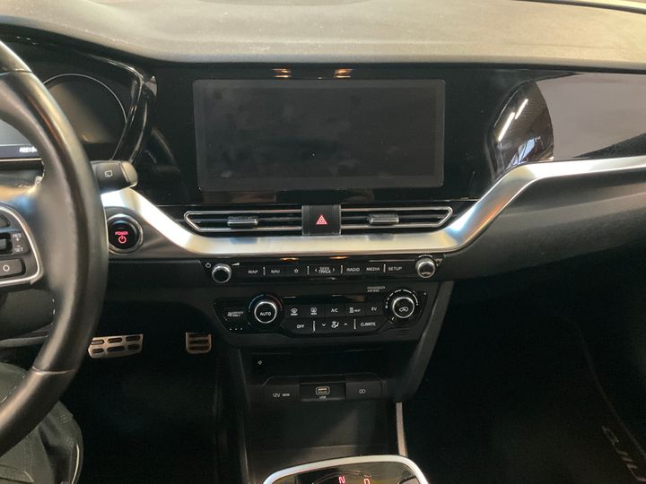 Photo 10 VIN: KNACC81GFM5070010 - KIA NIRO 