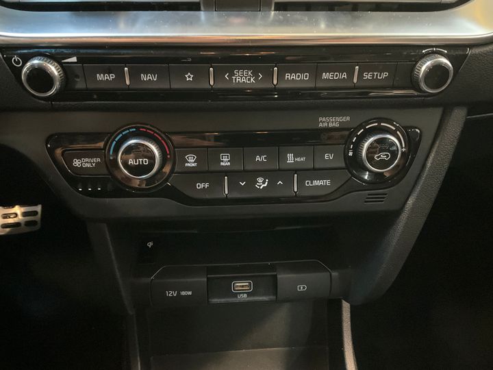 Photo 11 VIN: KNACC81GFM5070010 - KIA NIRO 