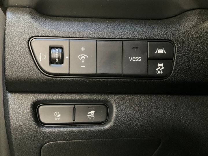 Photo 3 VIN: KNACC81GFM5070010 - KIA NIRO 