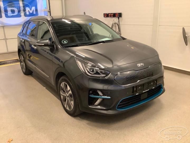 Photo 2 VIN: KNACC81GFM5070428 - KIA NIRO SUV 