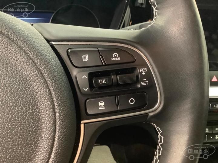 Photo 9 VIN: KNACC81GFM5070428 - KIA NIRO SUV 