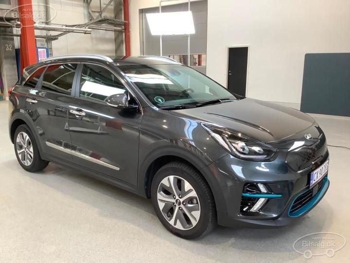 Photo 2 VIN: KNACC81GFM5070672 - KIA NIRO SUV 