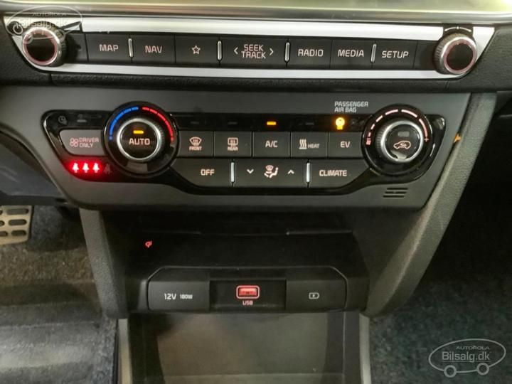 Photo 8 VIN: KNACC81GFM5070672 - KIA NIRO SUV 