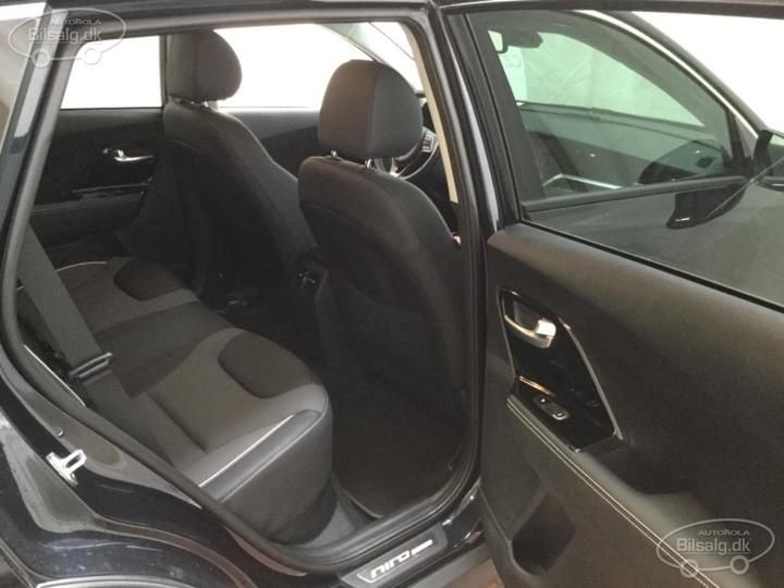 Photo 6 VIN: KNACC81GFM5074232 - KIA NIRO SUV 