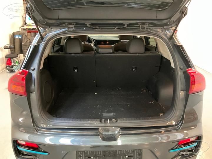 Photo 16 VIN: KNACC81GFM5087509 - KIA NIRO SUV 